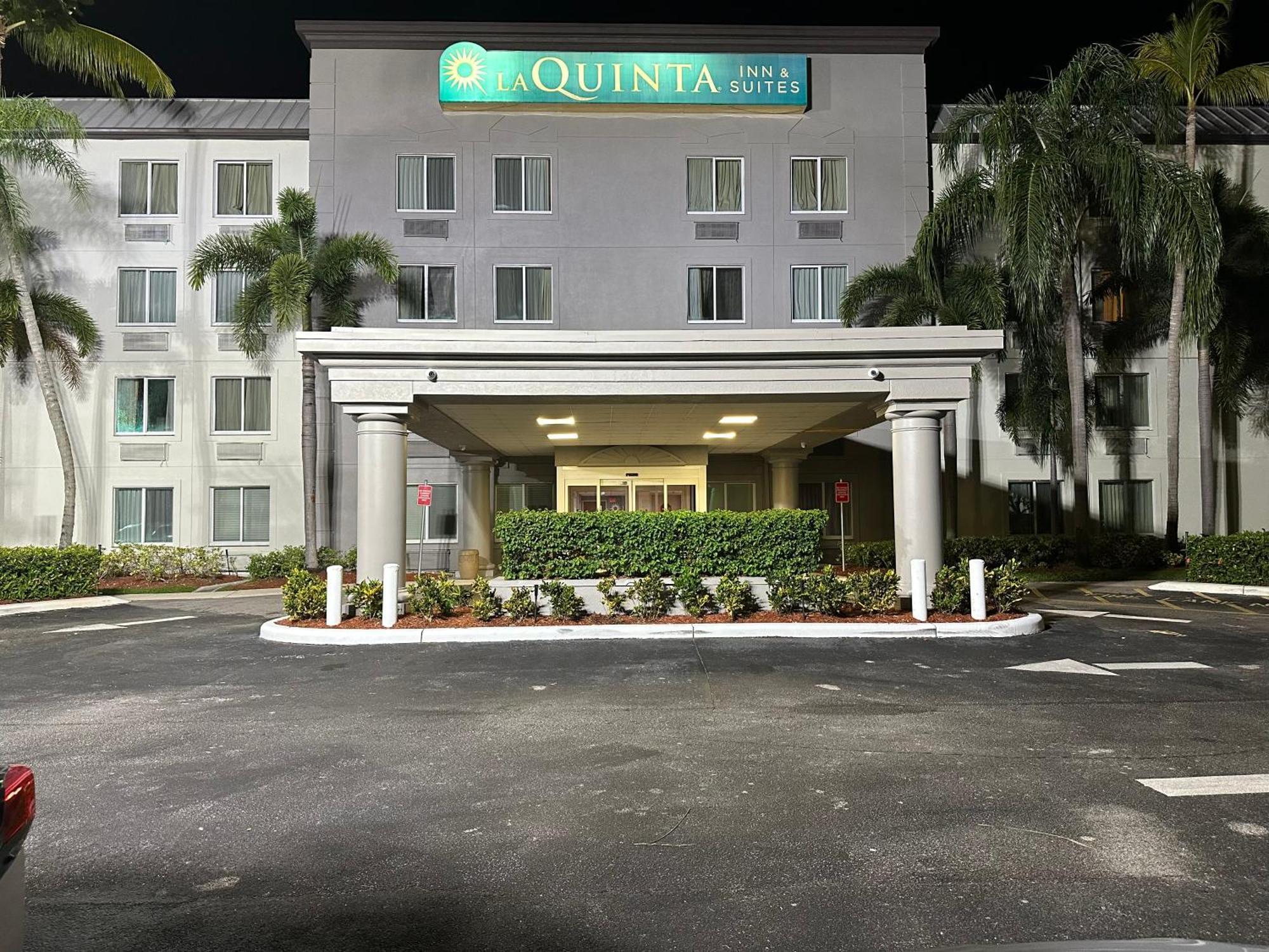 La Quinta Inn & Suites By Wyndham Sawgrass Sunrise Buitenkant foto