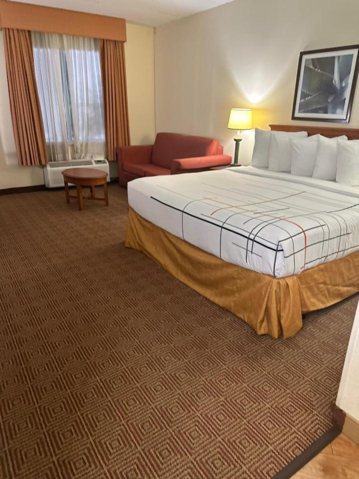 La Quinta Inn & Suites By Wyndham Sawgrass Sunrise Buitenkant foto