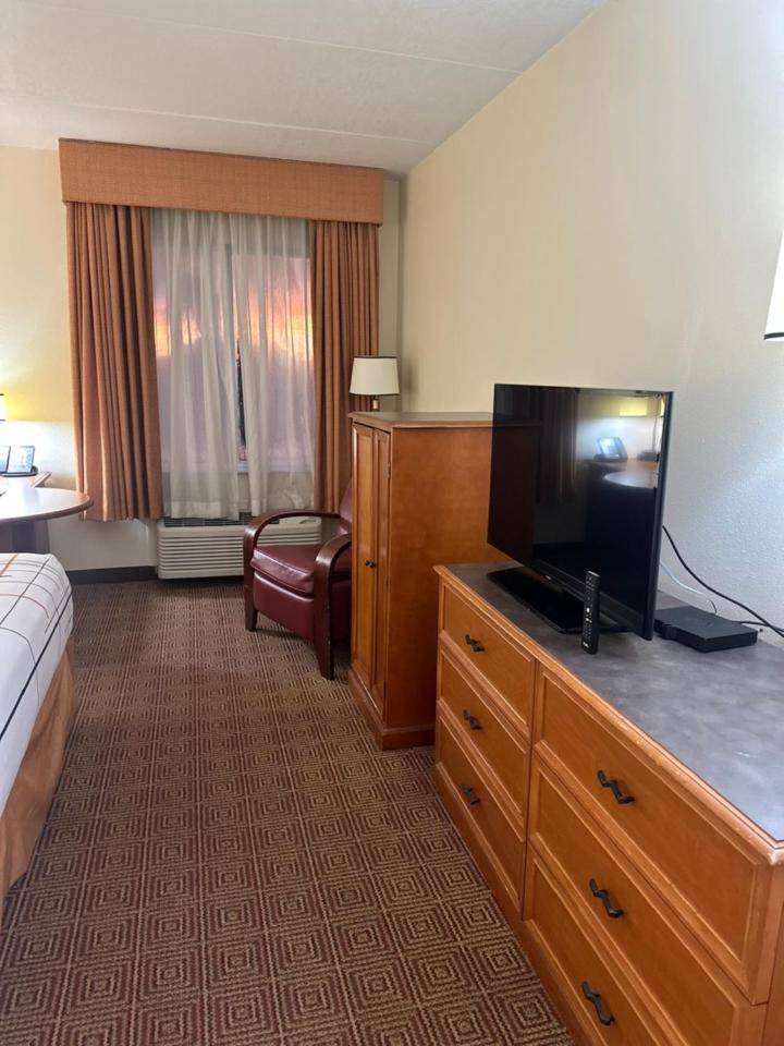 La Quinta Inn & Suites By Wyndham Sawgrass Sunrise Buitenkant foto