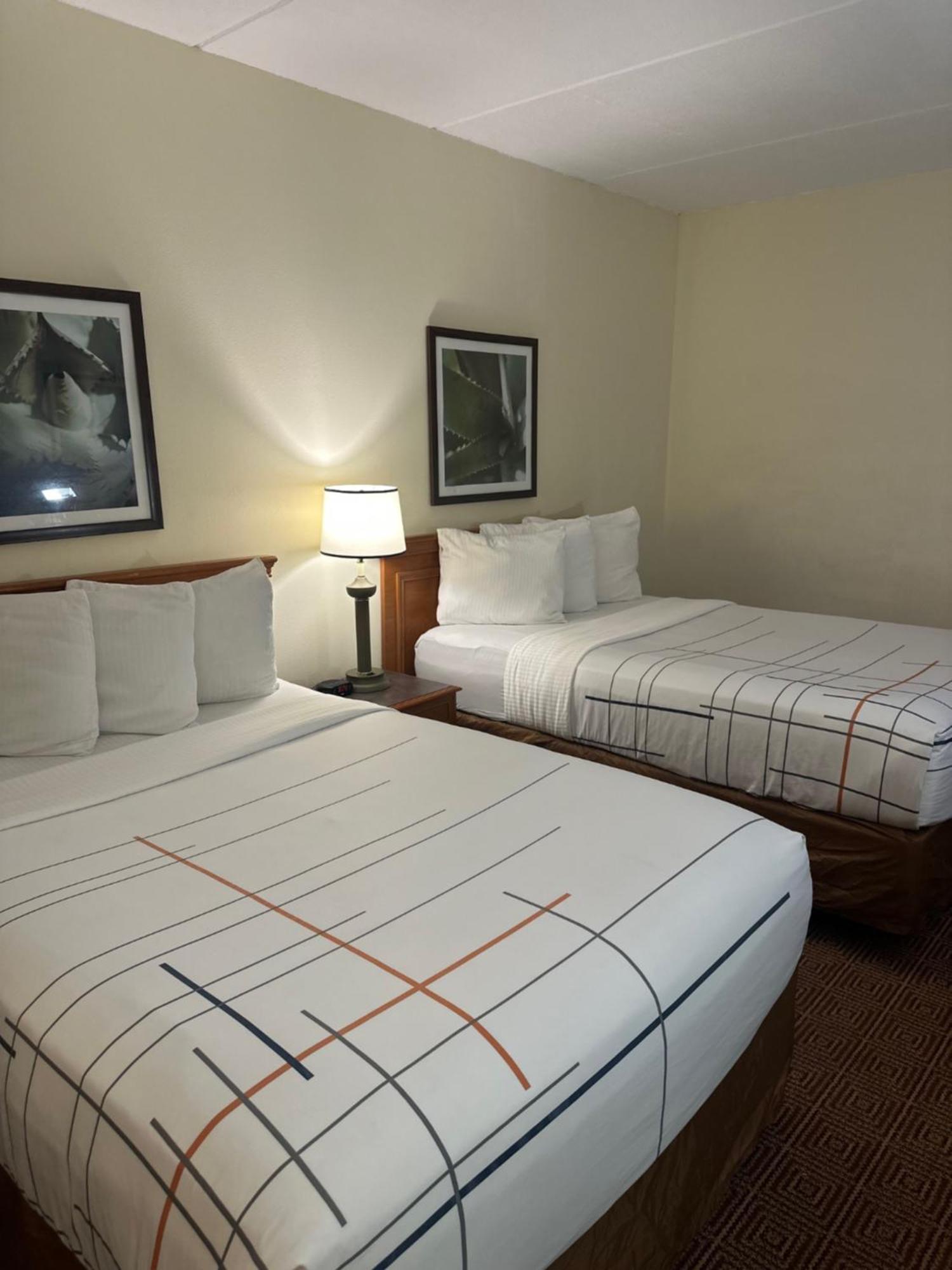 La Quinta Inn & Suites By Wyndham Sawgrass Sunrise Buitenkant foto